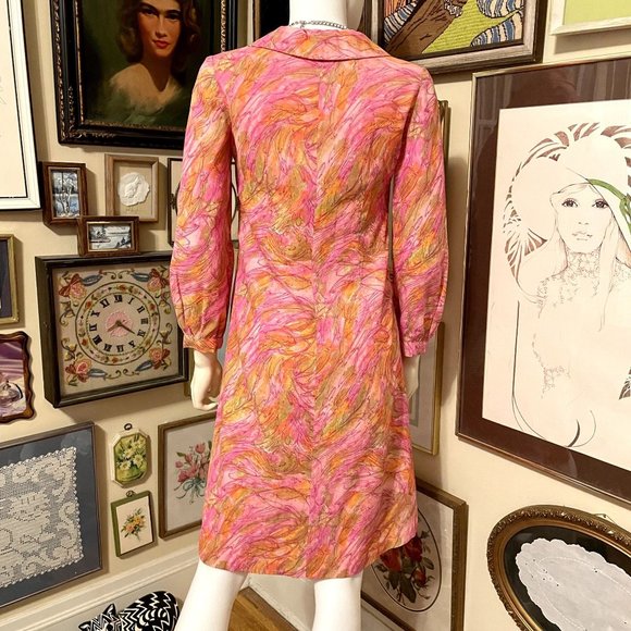 60s Vintage Pink Green Yellow Psychedelic Wide Collar Shirt Dress with Glass But - Picture 3 of 7